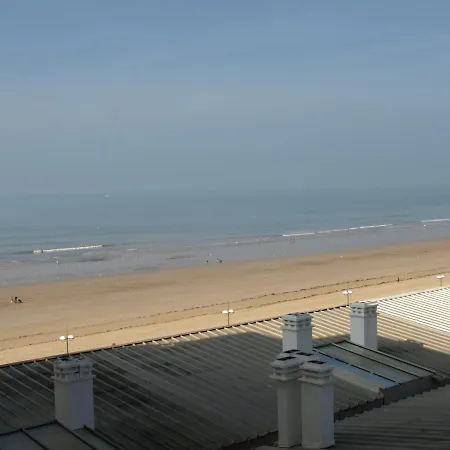 2 Spacieux Avec Parking Prive, Pour 6 Personnes Face A La - Fr-1-323-333 * Saint-Jean-de-Monts