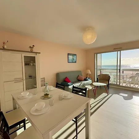 2 Spacieux Avec Parking Prive, Pour 6 Personnes Face A La - Fr-1-323-333 Daire