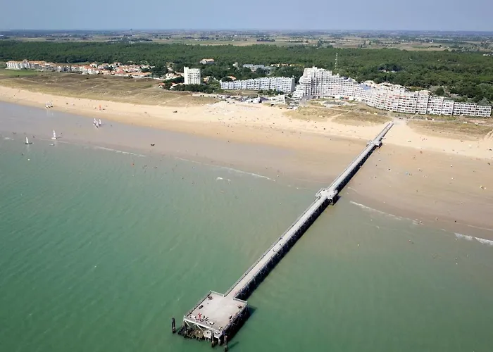 아파트 2 Spacieux Avec Parking Prive, Pour 6 Personnes Face A La - Fr-1-323-333